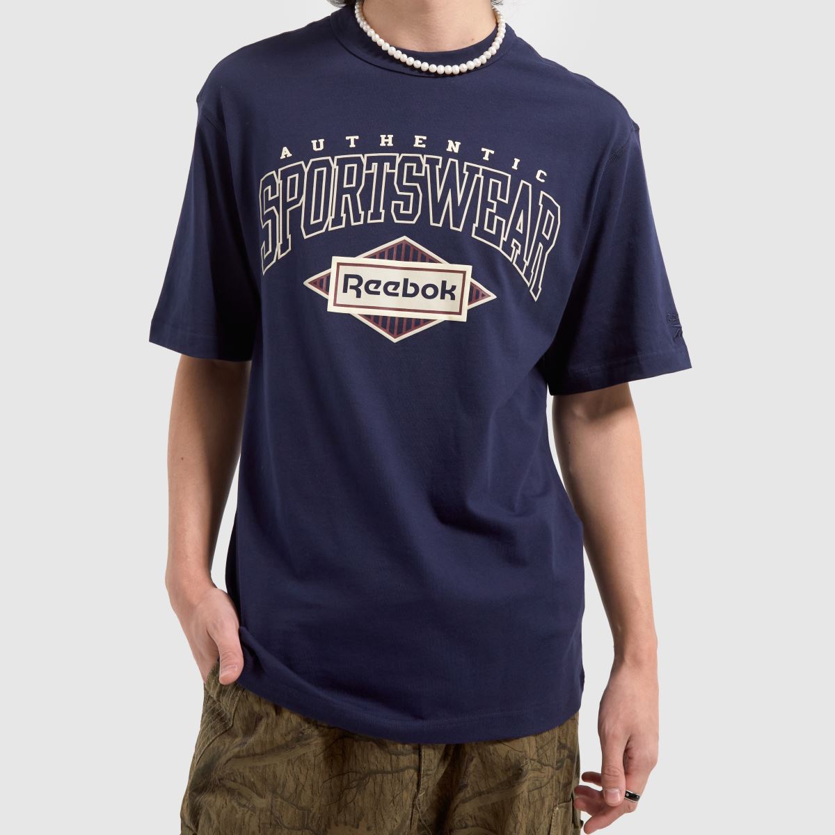 Reebok – Klassisk t-shirt i marinblått