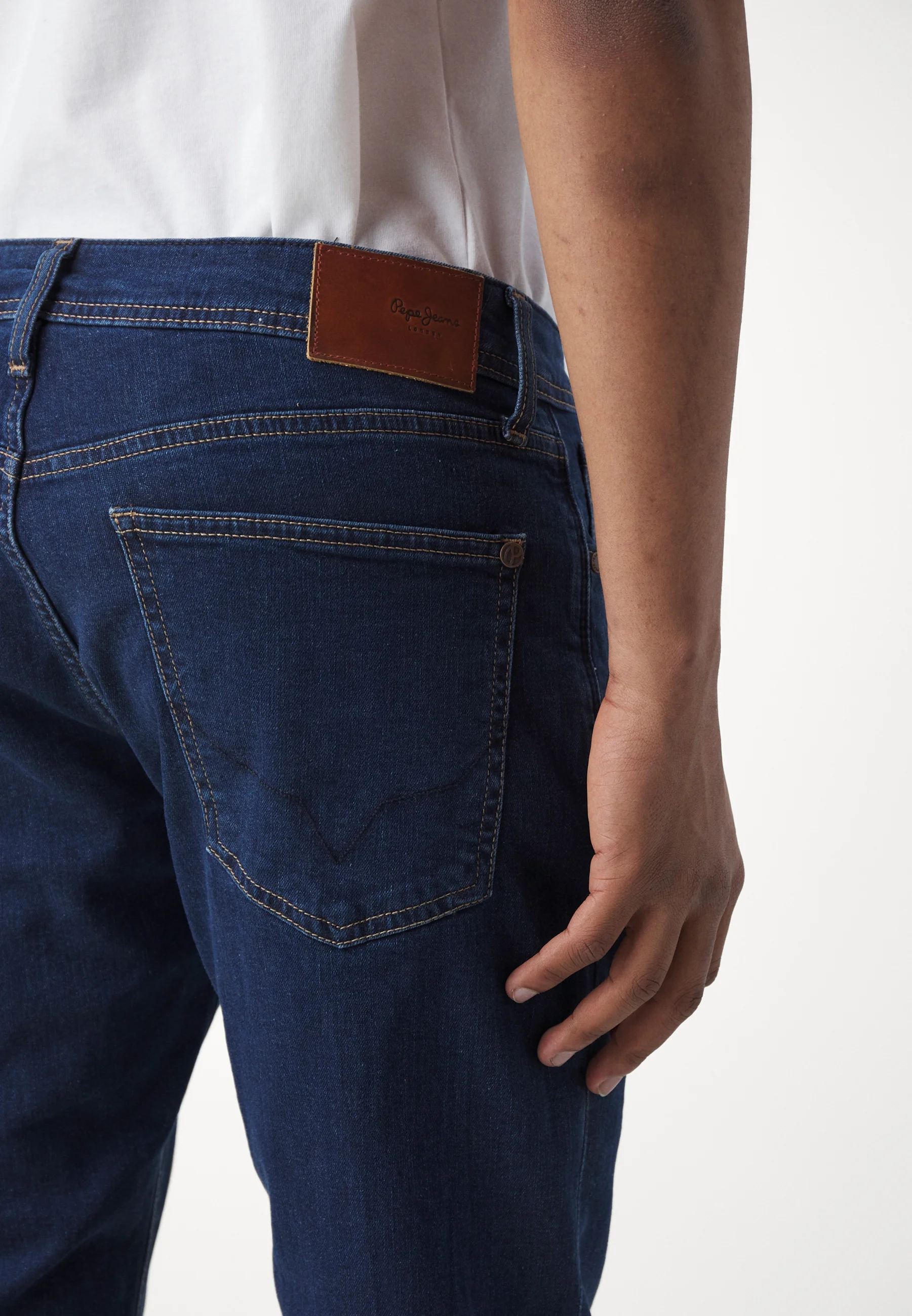 Vaqueros de corte cónico Pepe Jeans