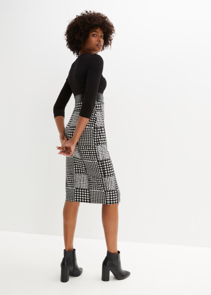 Midikleid mit Gürtel