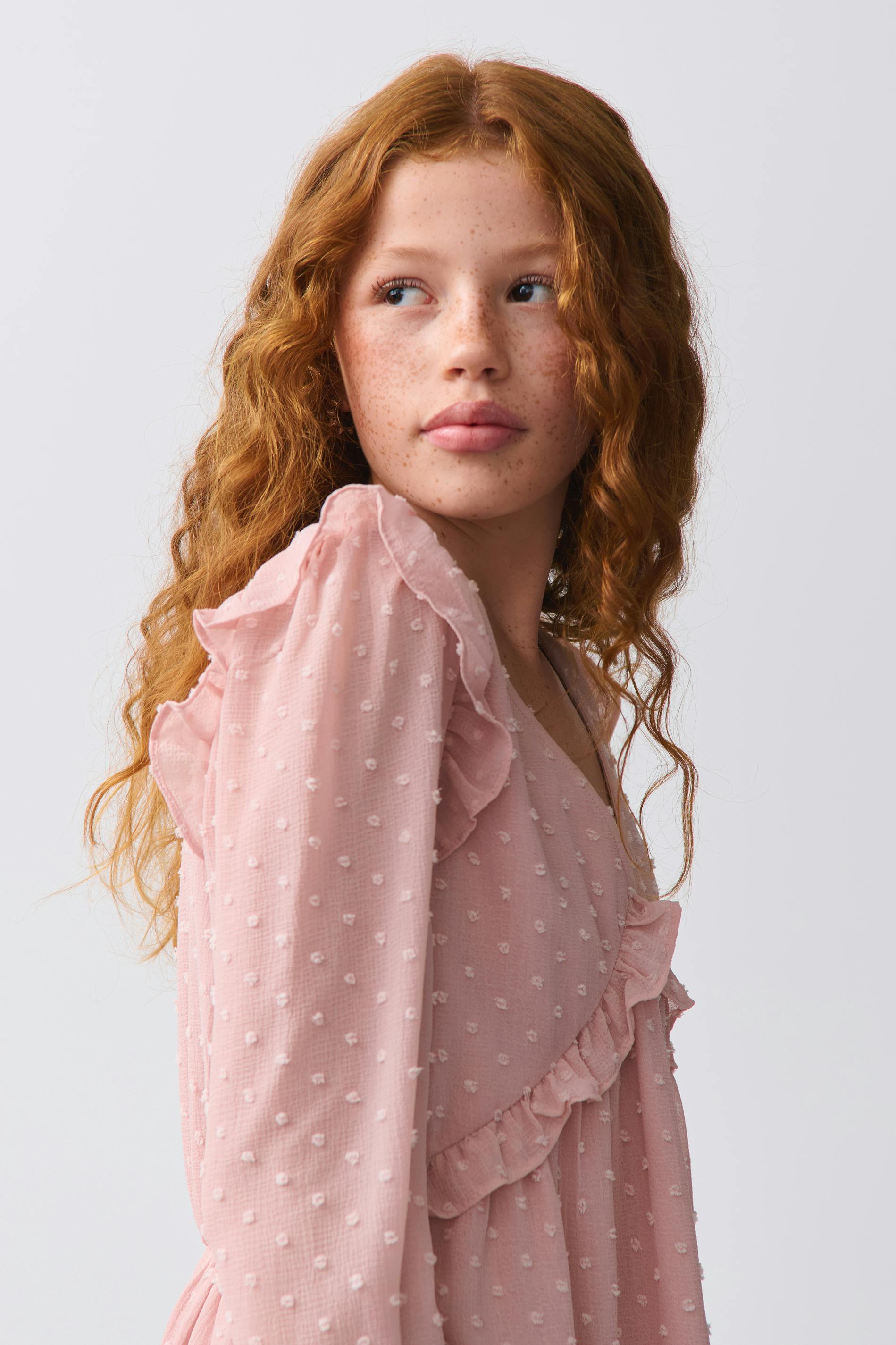 Y frill v blouse