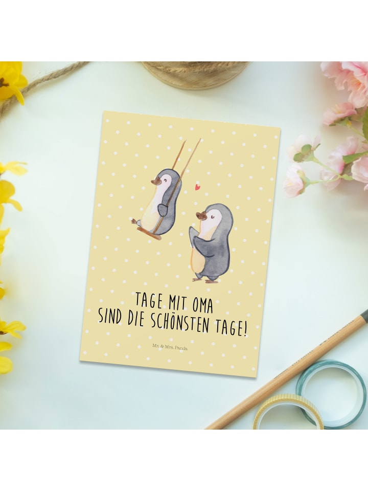 Mr. & Mrs. Panda Postkarte Pinguin Oma schaukeln mit Spruch in Gelb Pastell günstig kaufen onesize