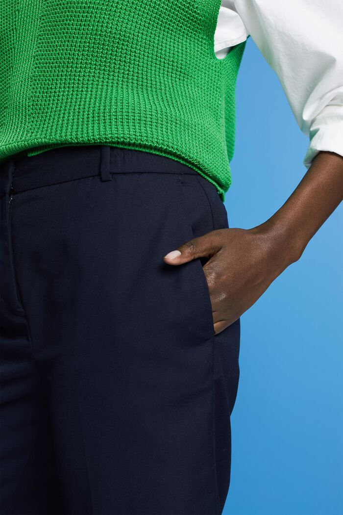 Bermudashorts mit hohem Bund