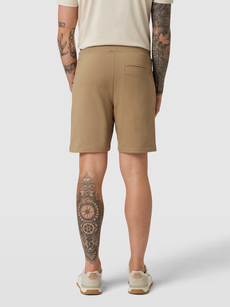 Sweatshorts mit Label-Patch Modell 'Diz' in camel