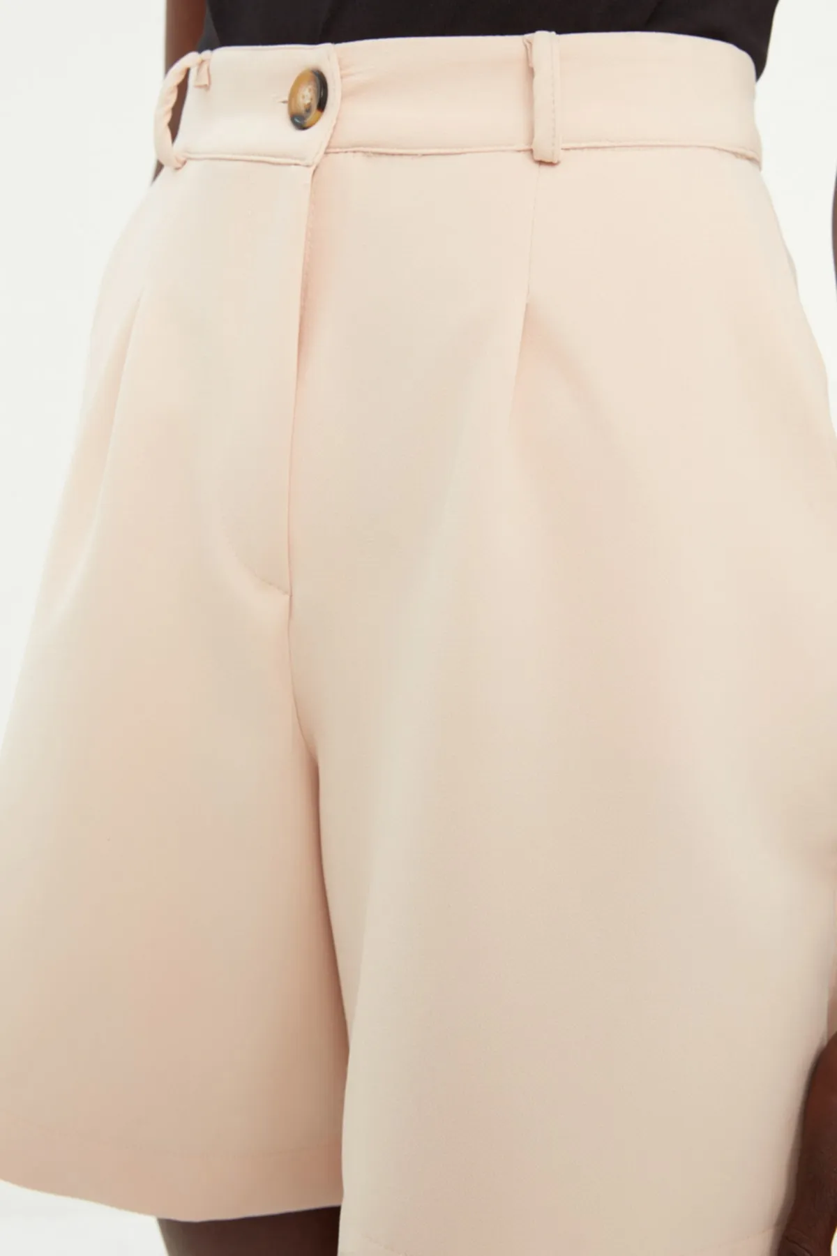 Trendyol Collection  Gewebte City-Shorts - Stone Pocket, TWOSS19WX0108
