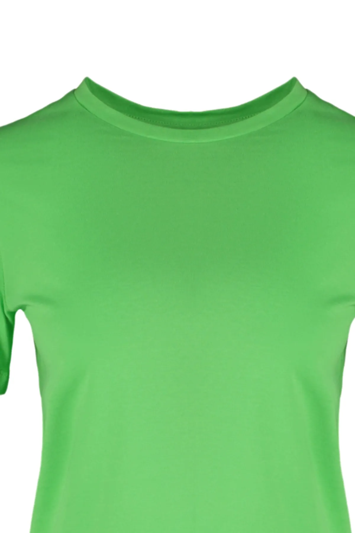 Trendyol Collection  Grünes Basic-Strick-T-Shirt mit Rundhalsausschnitt aus 100 % Baumwolle TWOSS23TS00000