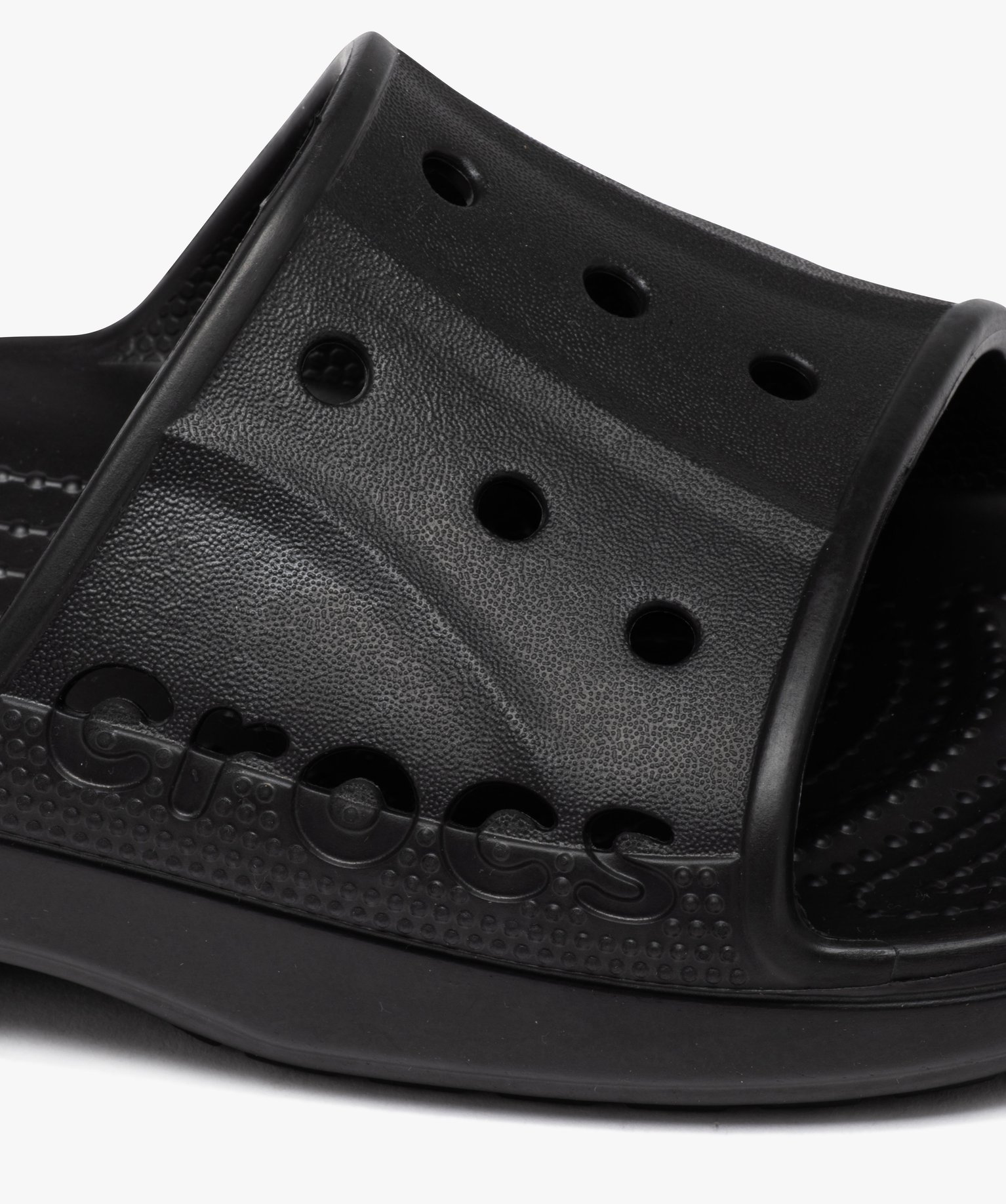 Mules de piscine homme unies avec bandeau perforé - Crocs noir | GEMO