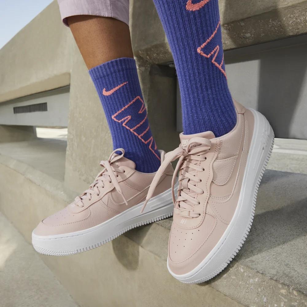 Nike Air Force 1 PLT.AF.ORM DJ9946-602 / pink