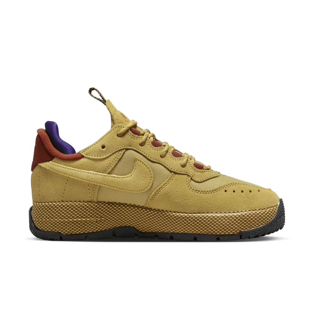 Nike WMNS Air Force 1 Wild FB2348-700 / braun