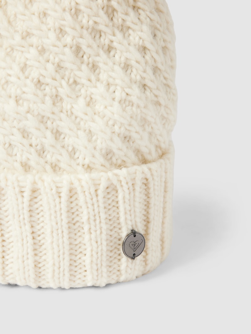 Mütze in Strick-Optik in offwhite