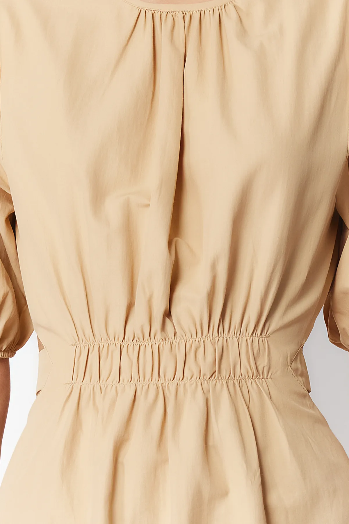 Trendyol Collection  Kamelfarbenes Midi-Webkleid mit Taillenöffnung TWOSS24EL00434