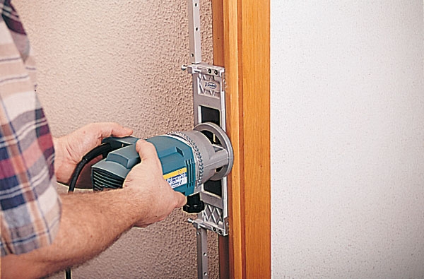 Freză de muchii Virutex 2700000 AS93 1100 wați