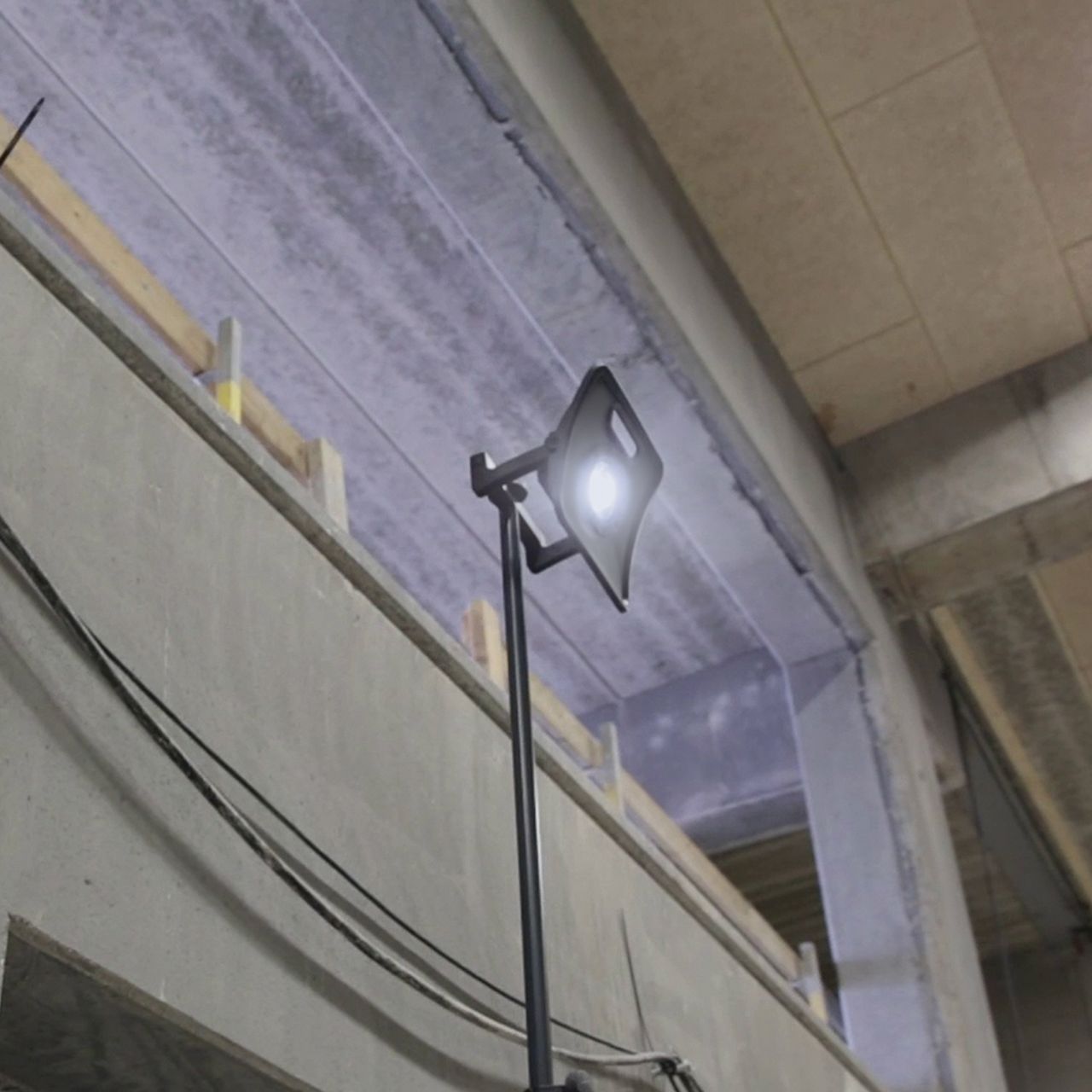 Kiesel SCANGRIP Hochleistungs-LED Strahler NOVA 4K wetterfest 4000 Lumen