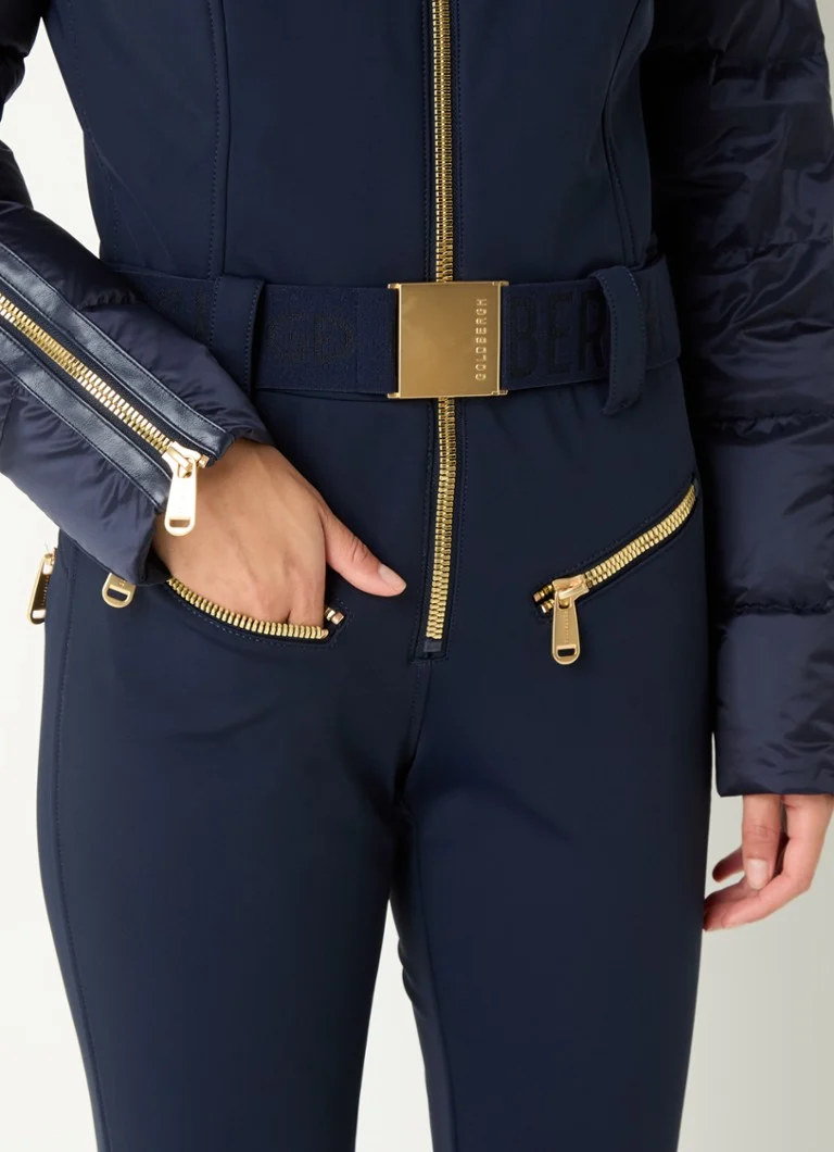 Macacão de esqui Goldbergh Arselle com modelagem flare e cinto.