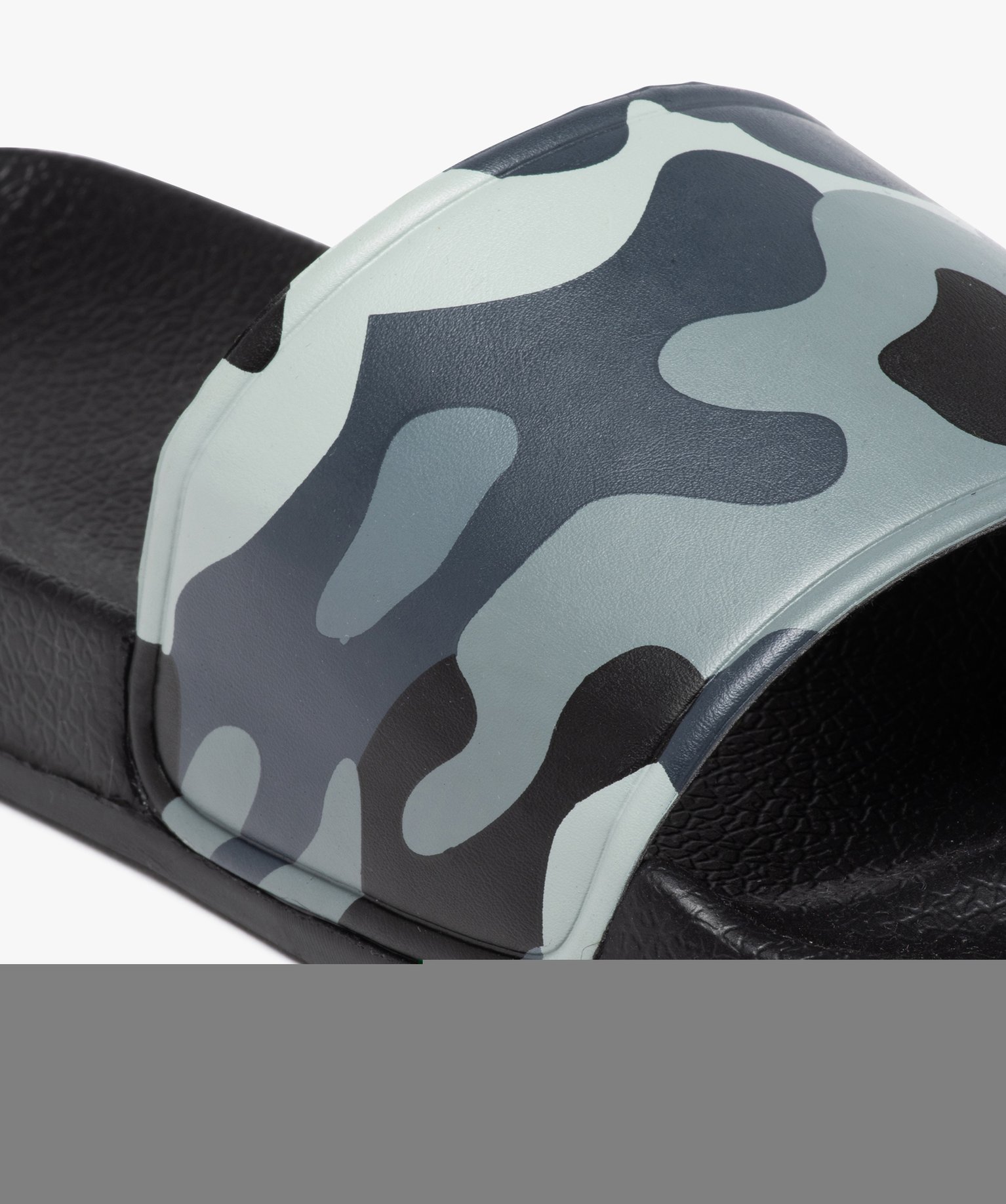 Mules de piscine Garçon bandeau imprimé camouflage gris | GEMO