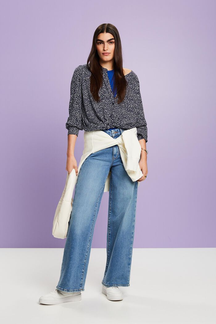 Bluse mit rundem Ausschnitt