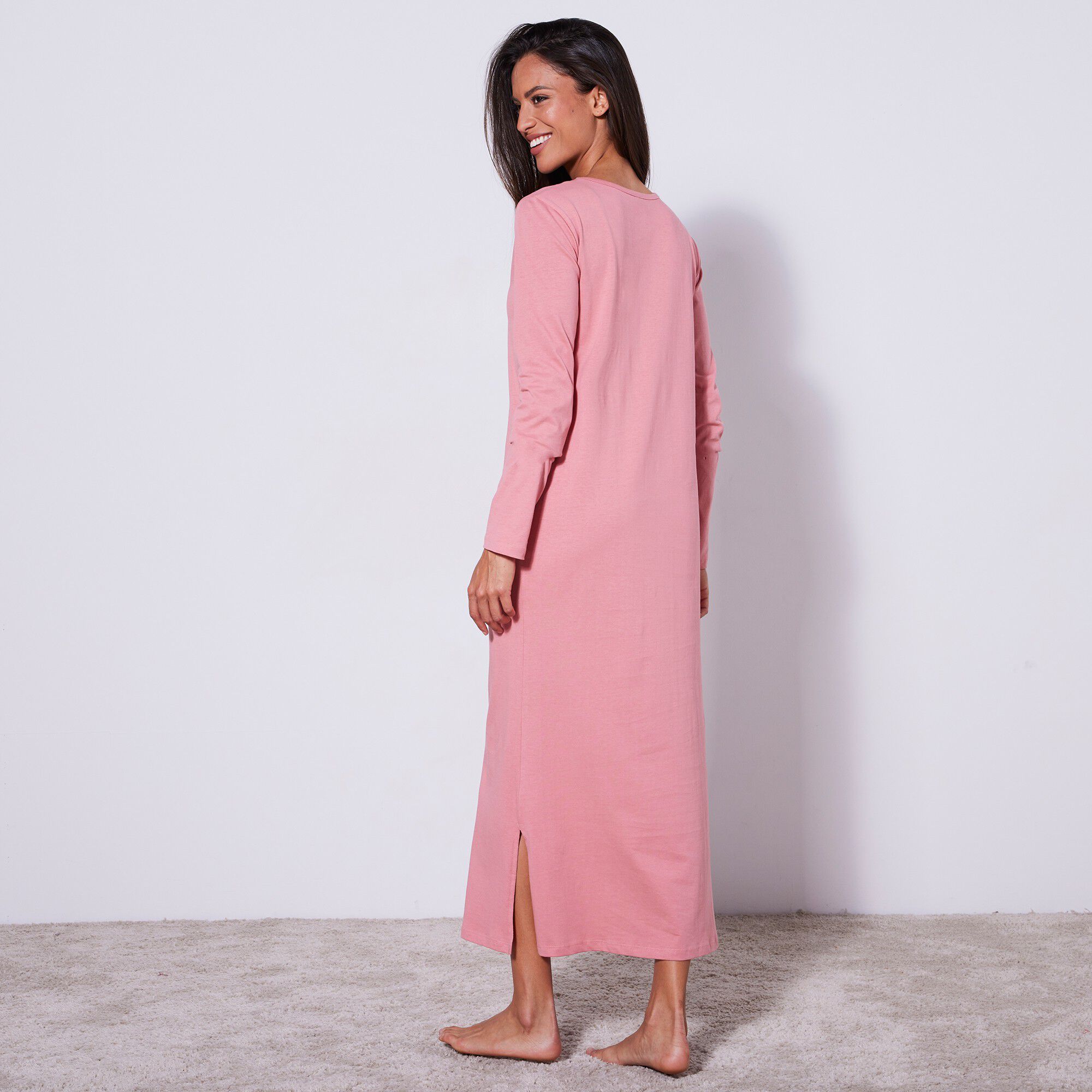 Chemise de nuit longue manches longues imprimée « c’est magnifique l’Amour »