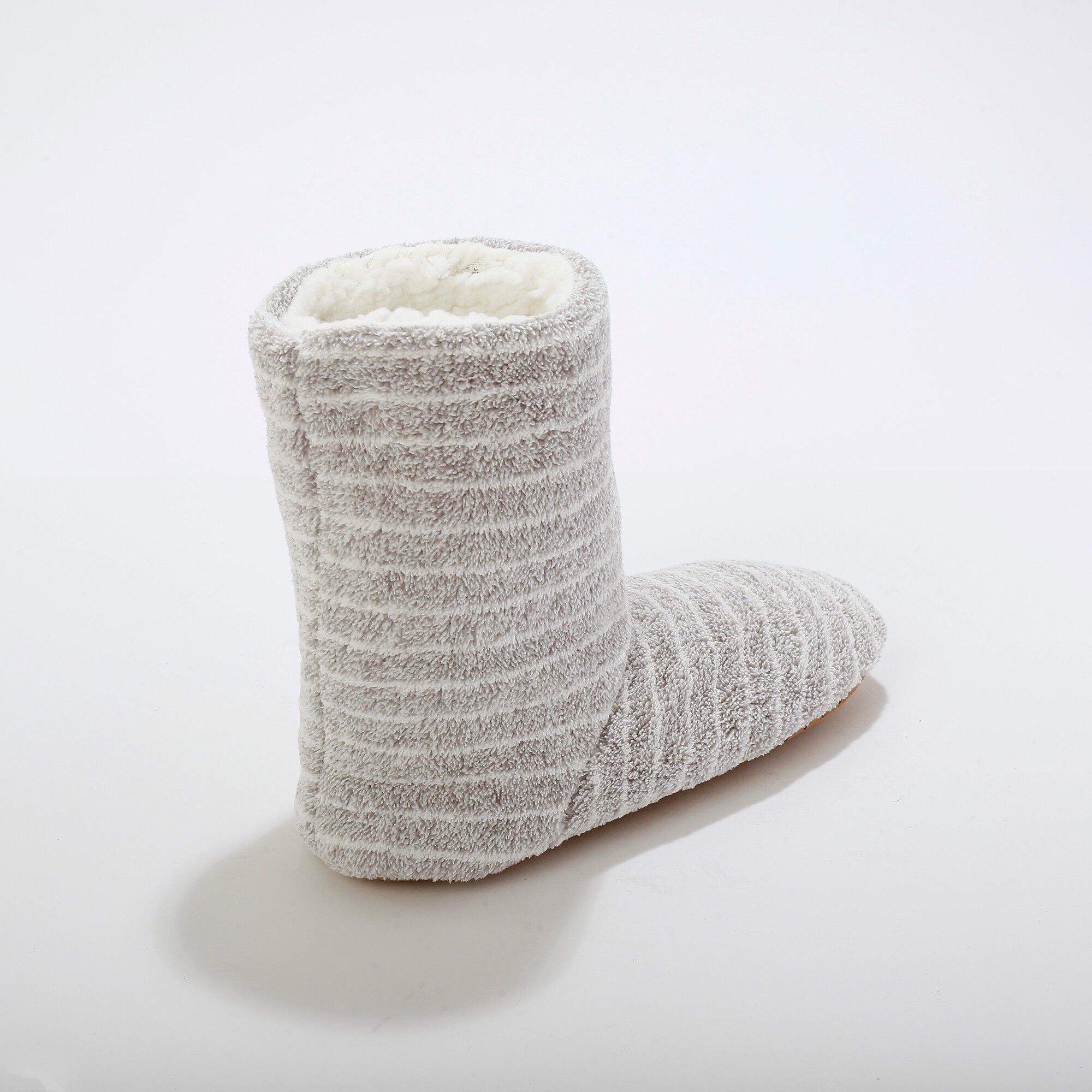 Chaussons bottillons souples fourrés en fausse fourrure
