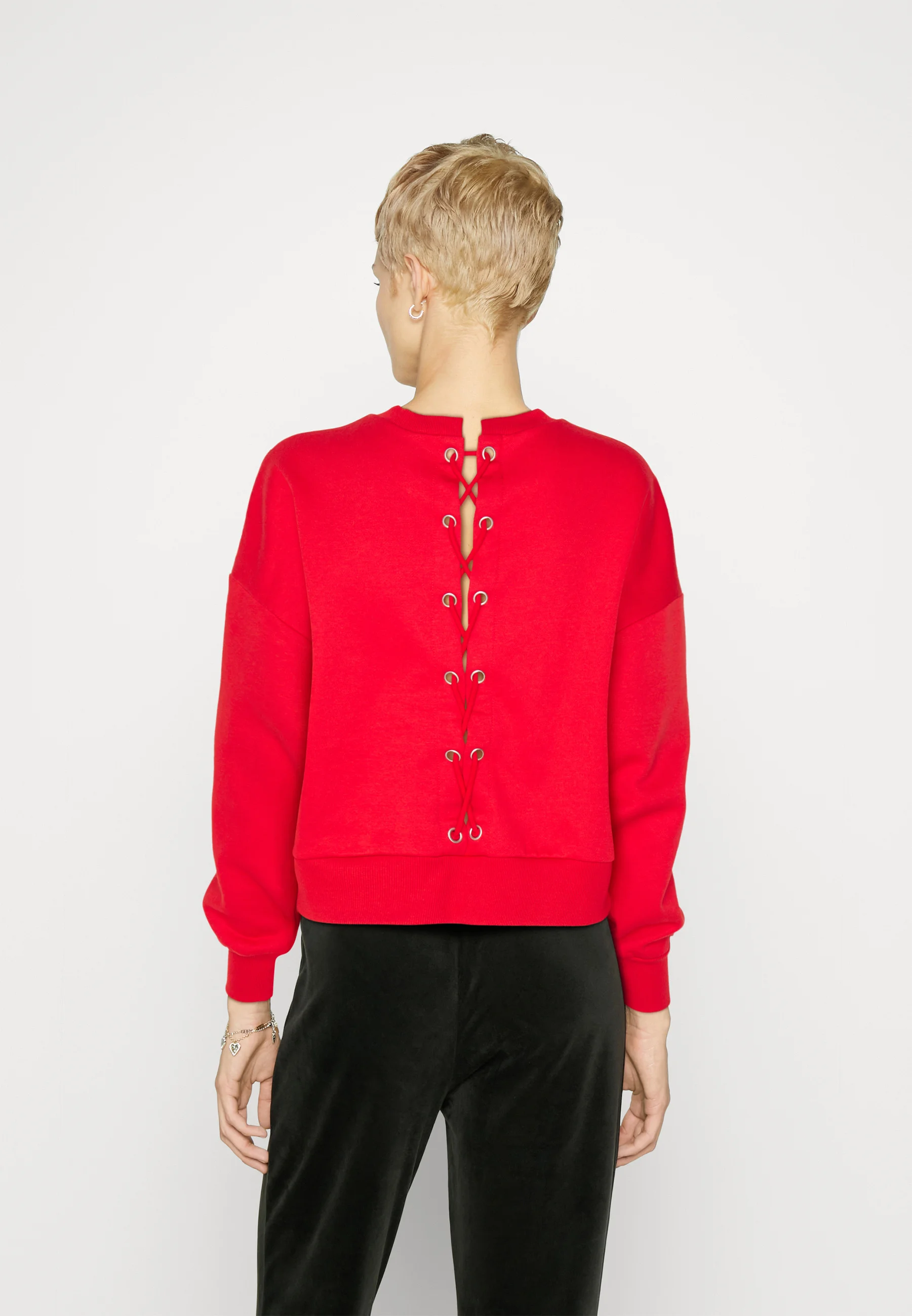 SOLO ONLAILEN O NECK - Sudadera