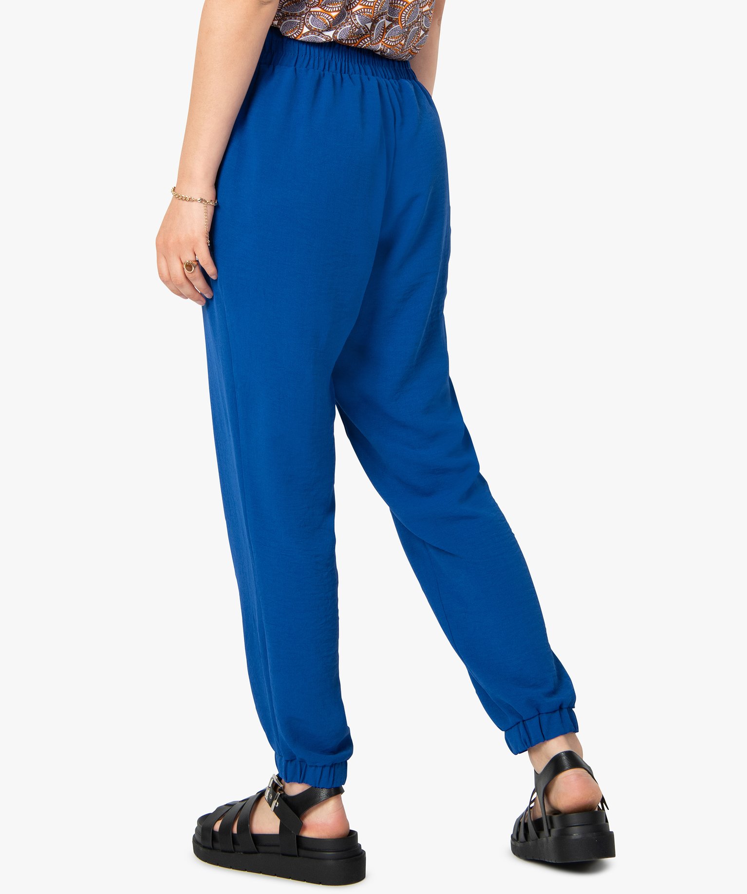 Pantalon femme fluide coupe ample resserrée dans le bas bleu | GEMO