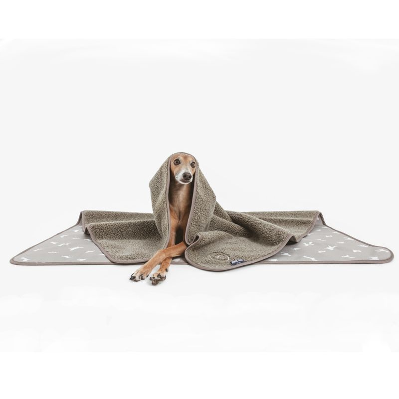 Nomad Tales Blush wasserfeste Kuscheldecke Taupe