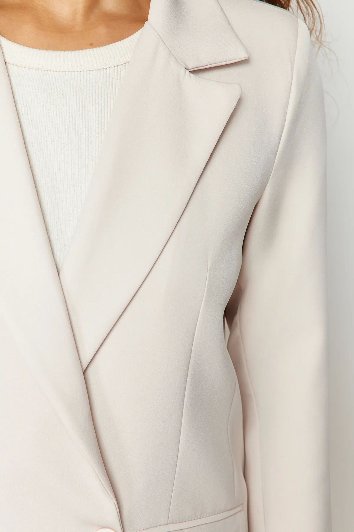 Trendyol Collection  Graue, normal gefütterte, zweireihige Blazerjacke aus Webstoff TWOSS20CE0059
