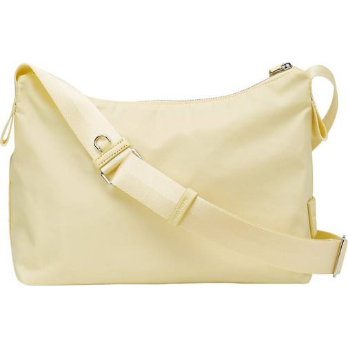 Marc O'Polo Crossbody Bag aus recycelter Qualität