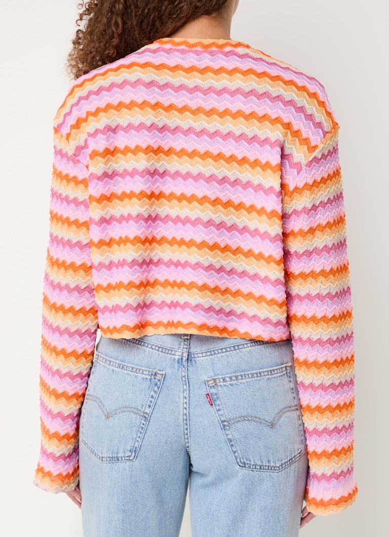 Tricou Nica, țesut fin, de la Refined Department, decorat cu un imprimeu în zig-zag.