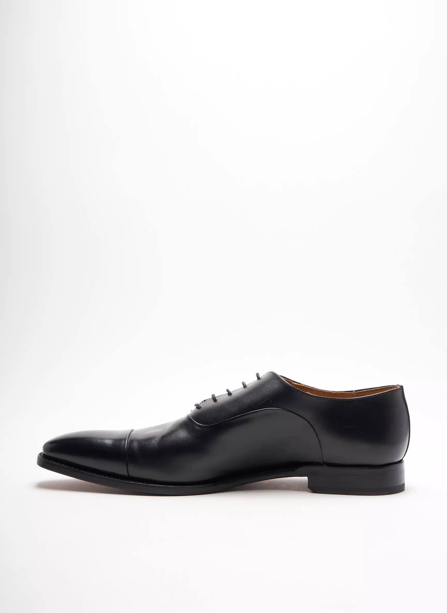 Marvin Co Luxe Derby Homme couleur noir