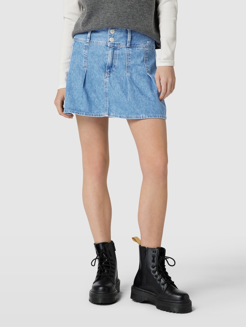 Jeansrock in Minilänge mit gelegten Falten in jeans