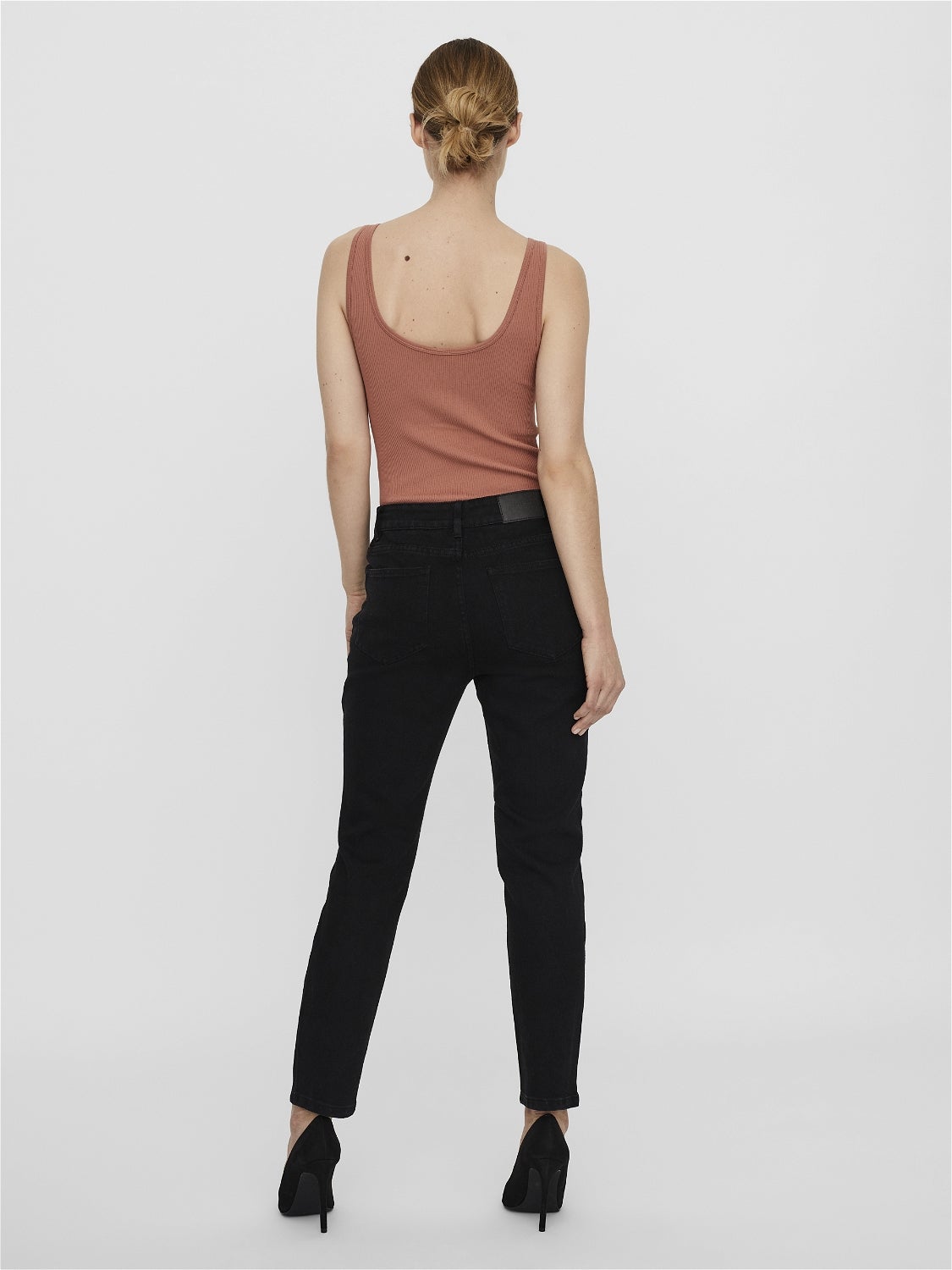 VMBRENDA Hohe Taille Gerade geschnitten Jeans