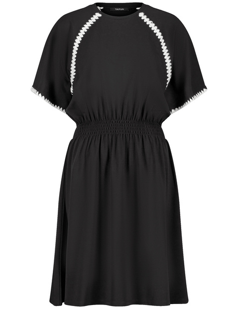 Shirtkleid mit Deko-Stitchings