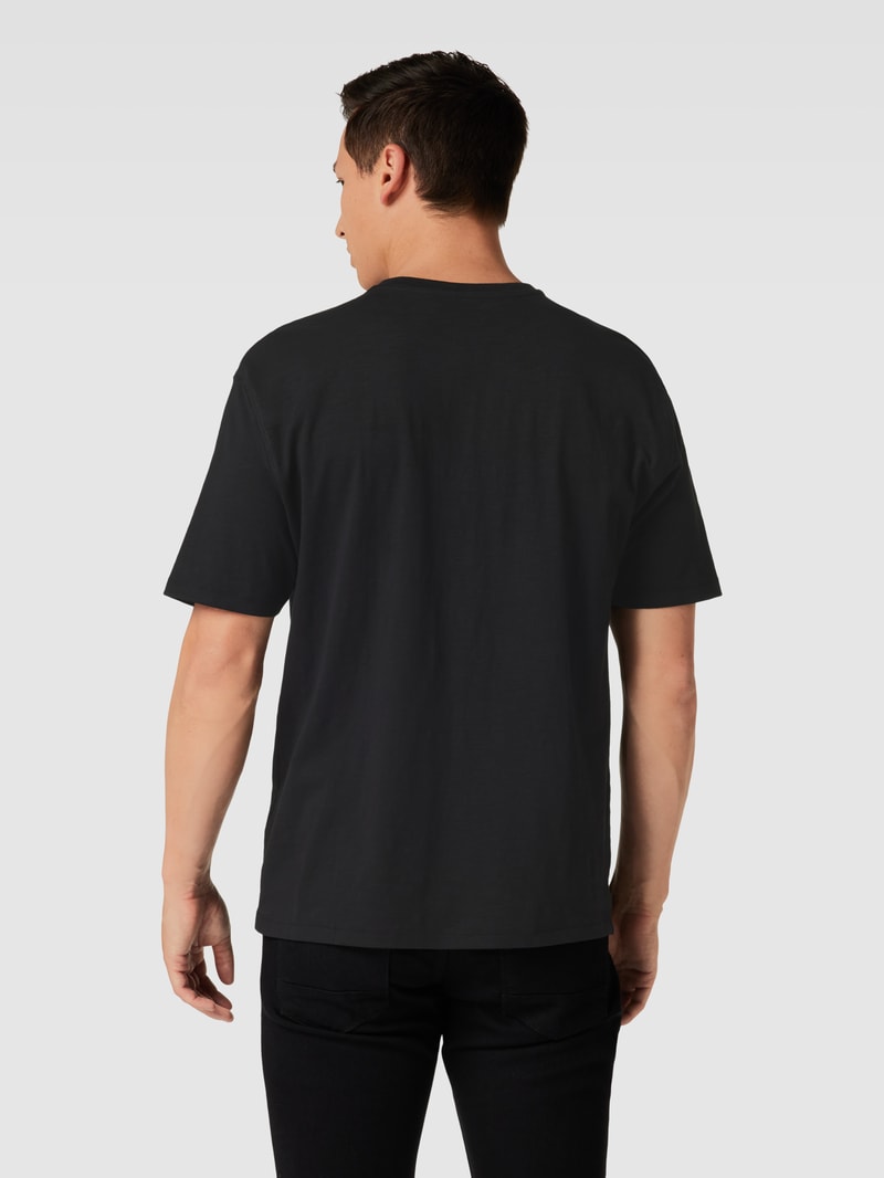 T-Shirt mit Knopfleiste in schwarz