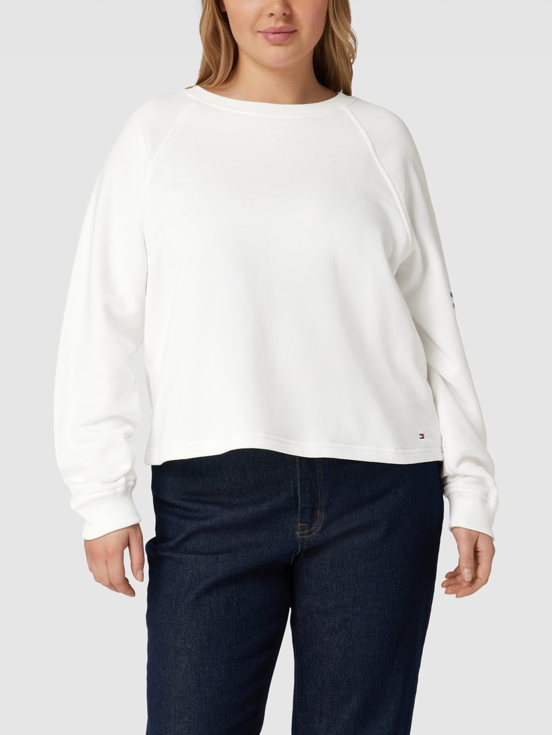 PLUS SIZE Sweatshirt mit Label-Details in ecru