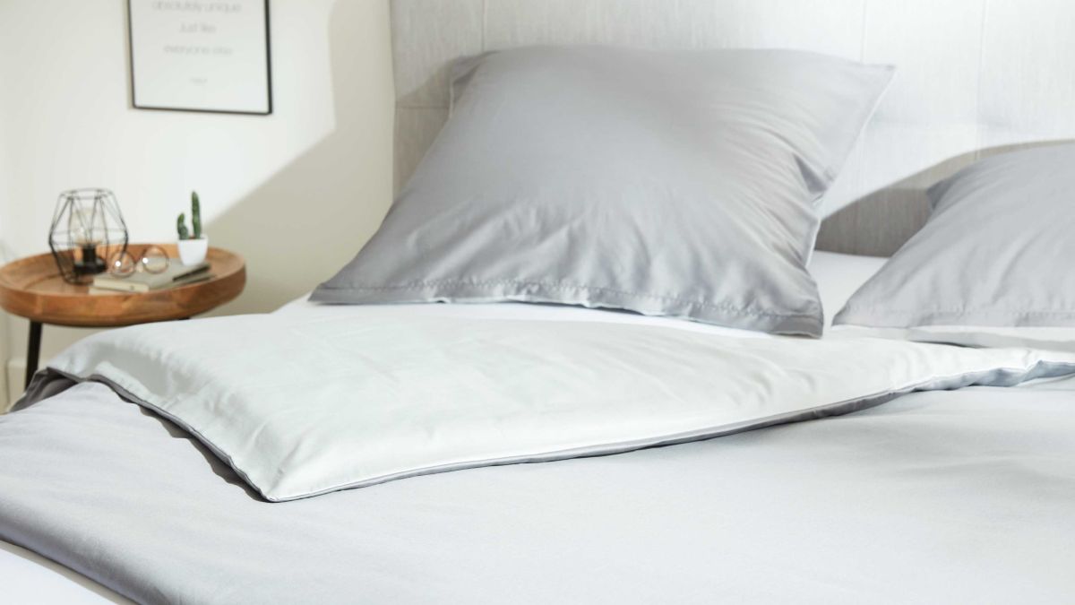 Interliving Satin Wende-Bettwäsche 9101 Graphit 155 x 220 cm