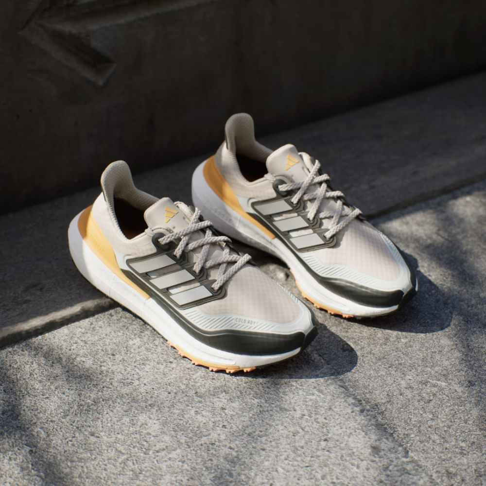 adidas Ultraboost Light COLD.RDY IE1674 / braun