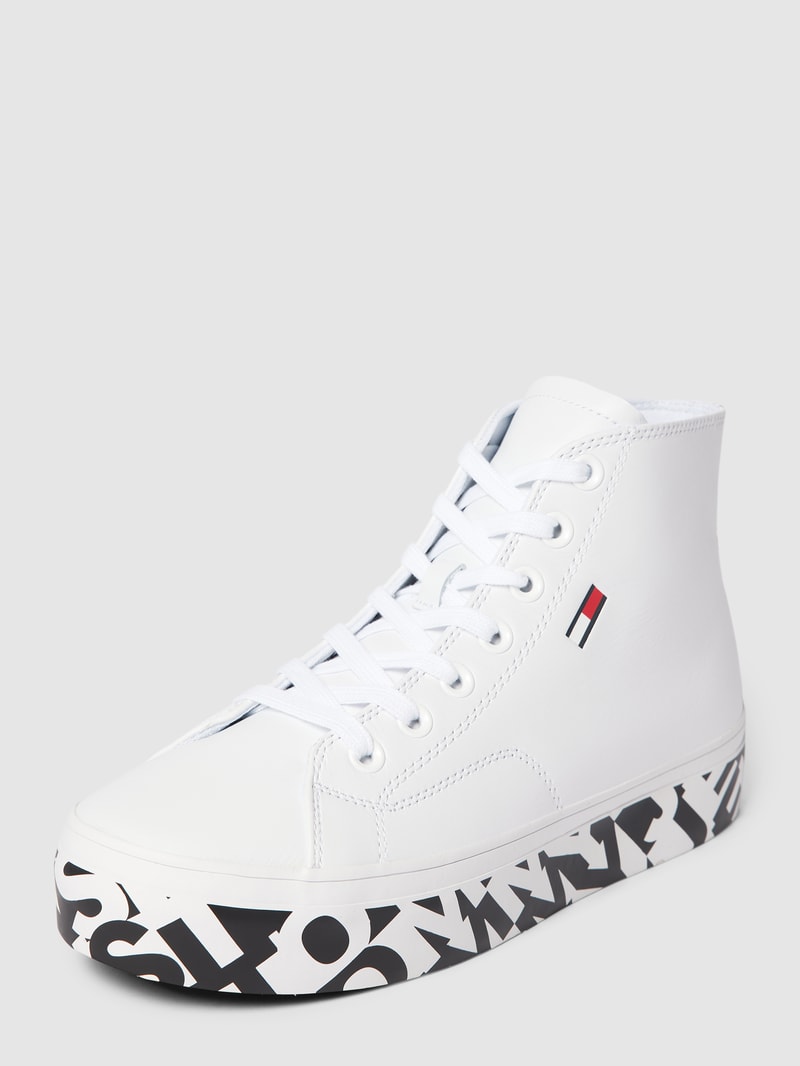 Sneaker mit Plateausohle Modell 'CUPS' in weiß