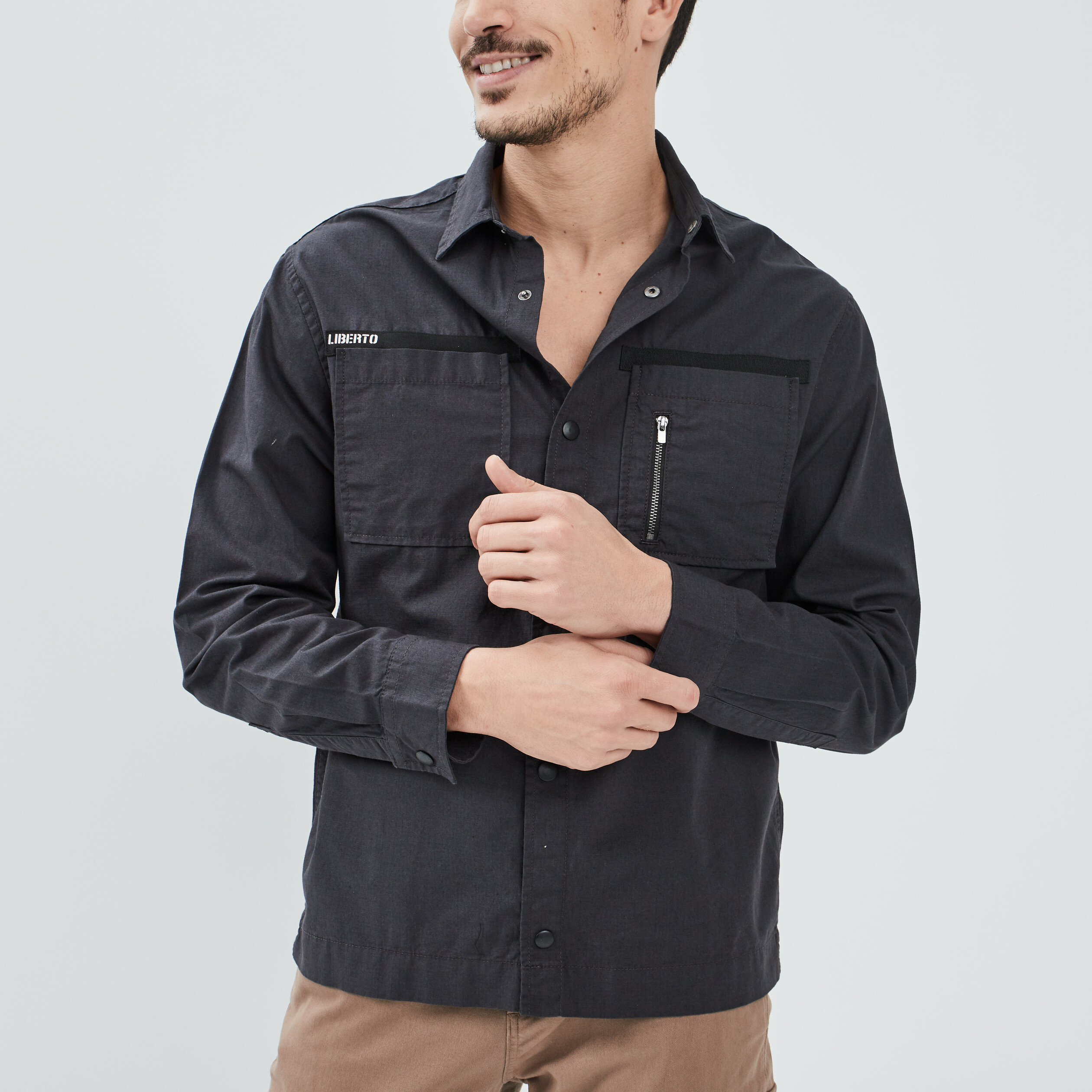 Chemise manches longues détail zippé gris foncé homme | La Halle