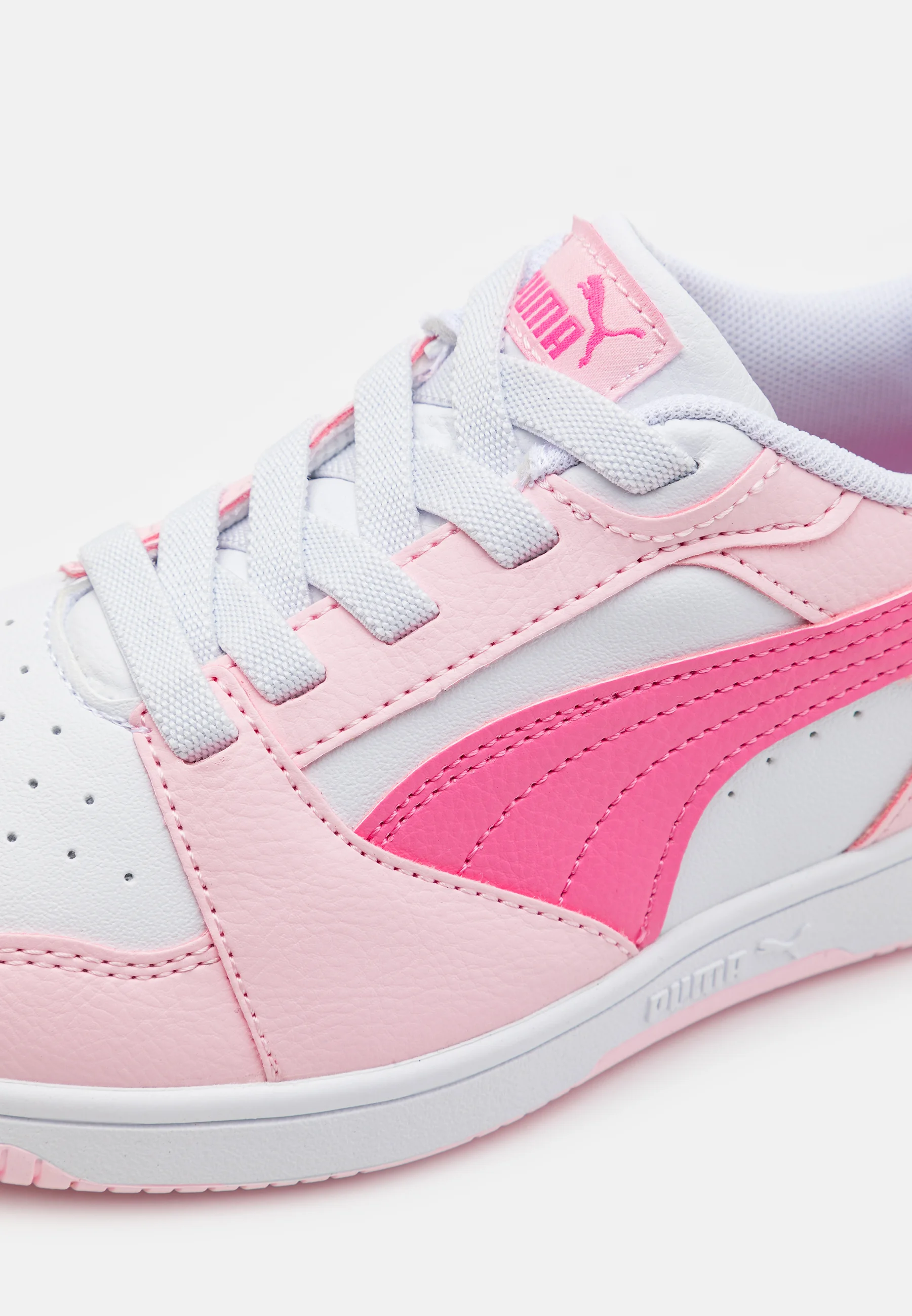 Puma REBOUND V6 UNISEX - Zapatillas bajas