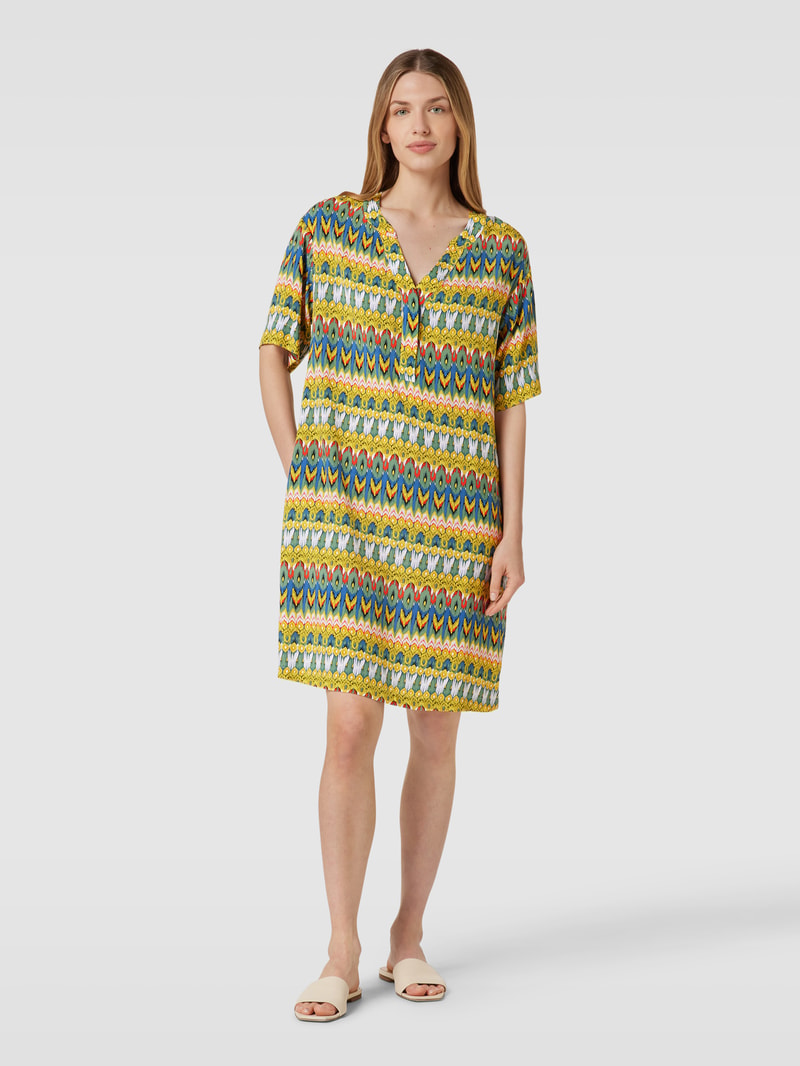 Knielanges Kleid mit Allover-Muster in grasgrün