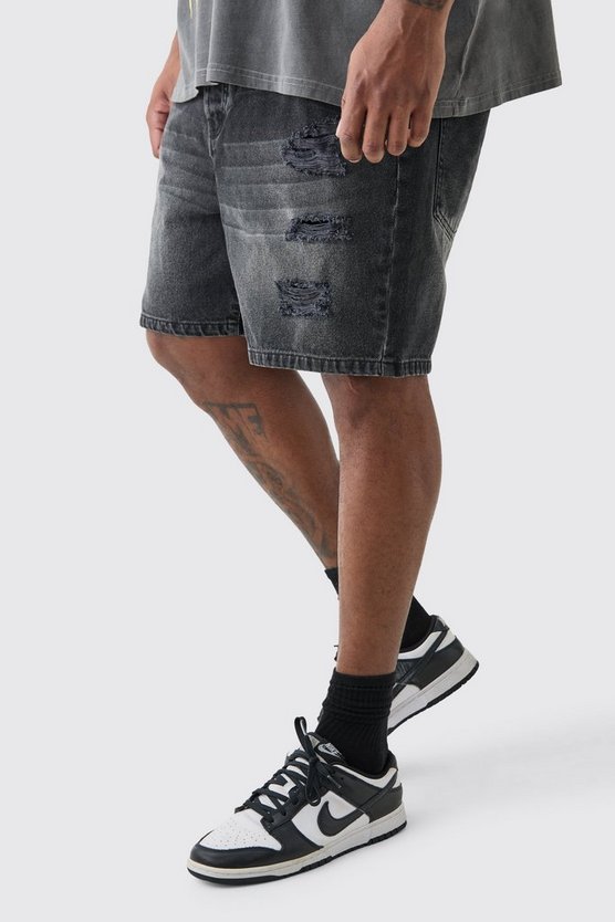 Plus zerrissene Slim-Fit Jeansshorts in Schwarz