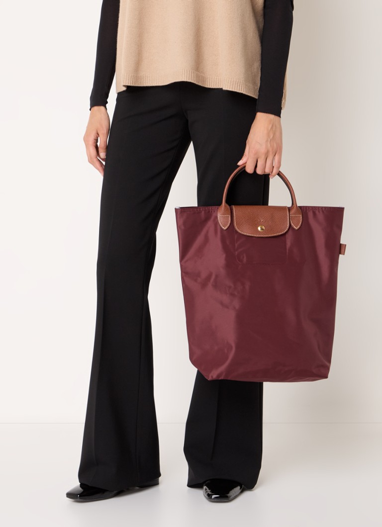 Geantă Longchamp Le Pliage Original, mărimea M, cu detalii din piele.