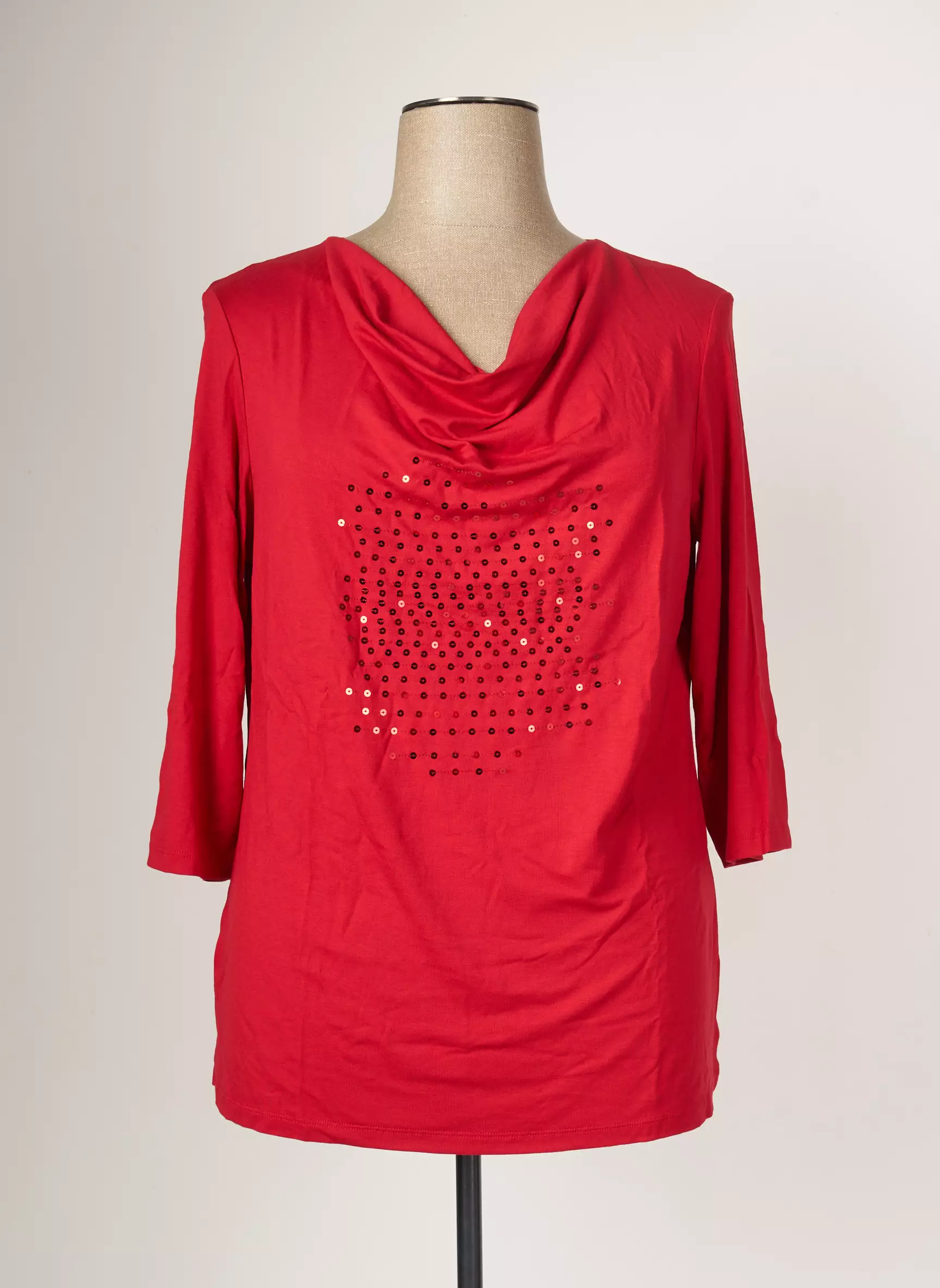 Lea H  Curve Tshirts Femme couleur rouge