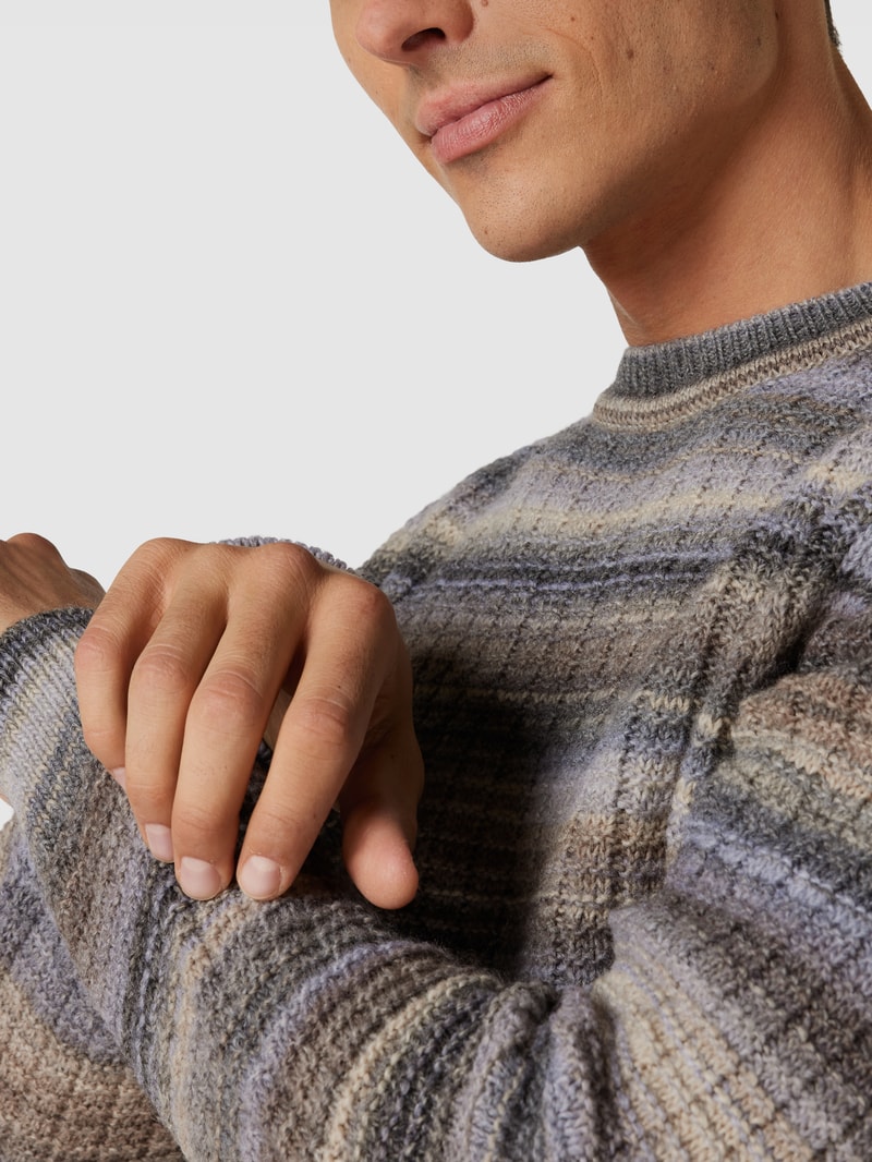Strickpullover mit Streifenmuster Modell 'RICK' in mittelgrau