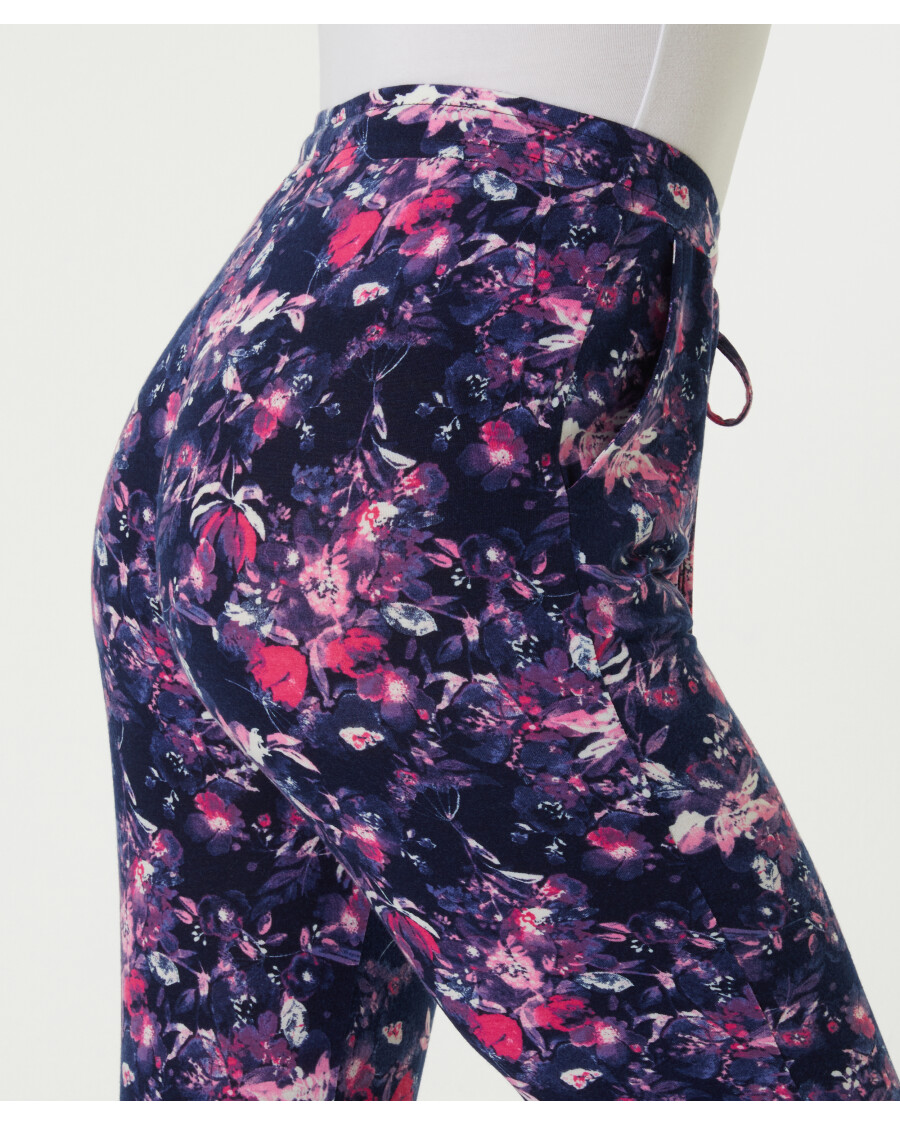Hose mit Blumen