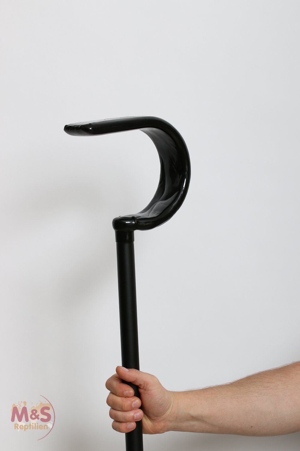 M&S Reptilien Terrarium Super Hook (Super Schlangenhaken) XXL (Schwarz / 155cm)