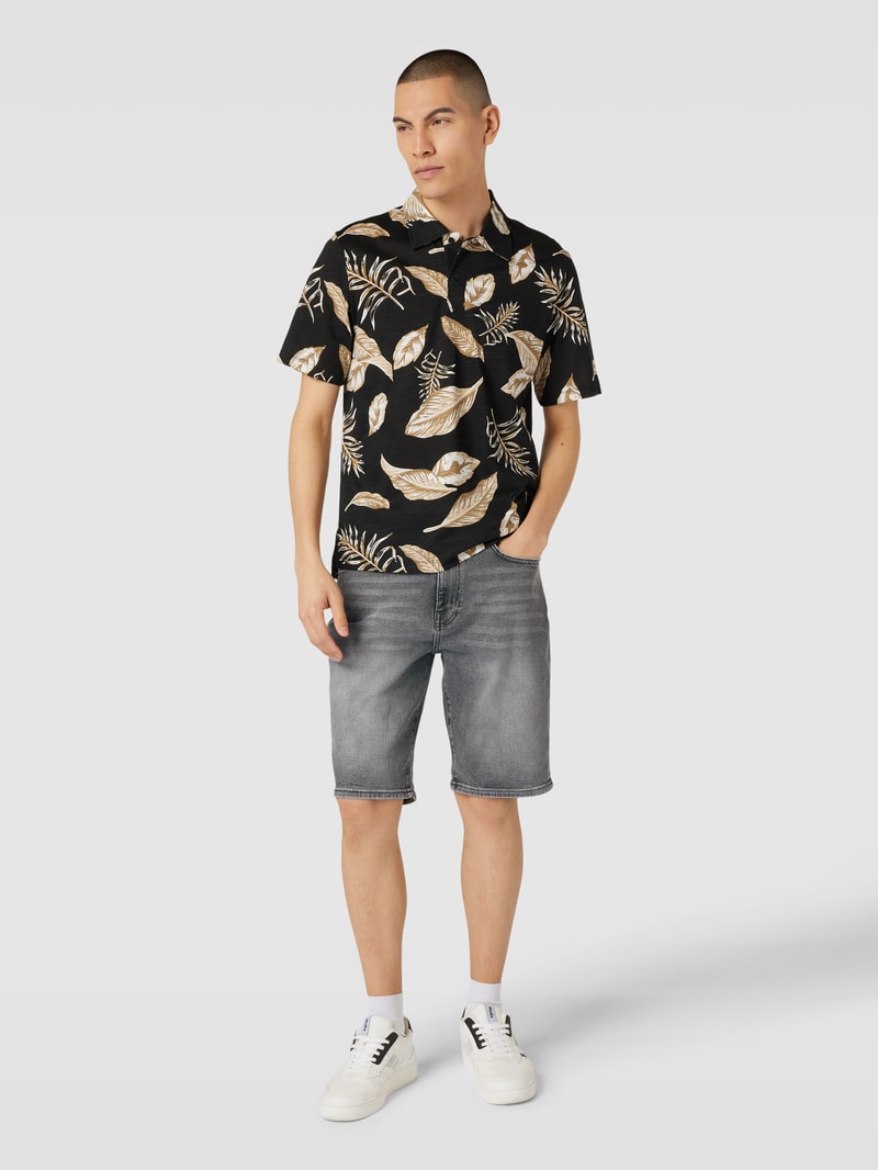 Jeansshorts mit Label-Patch in anthrazit meliert