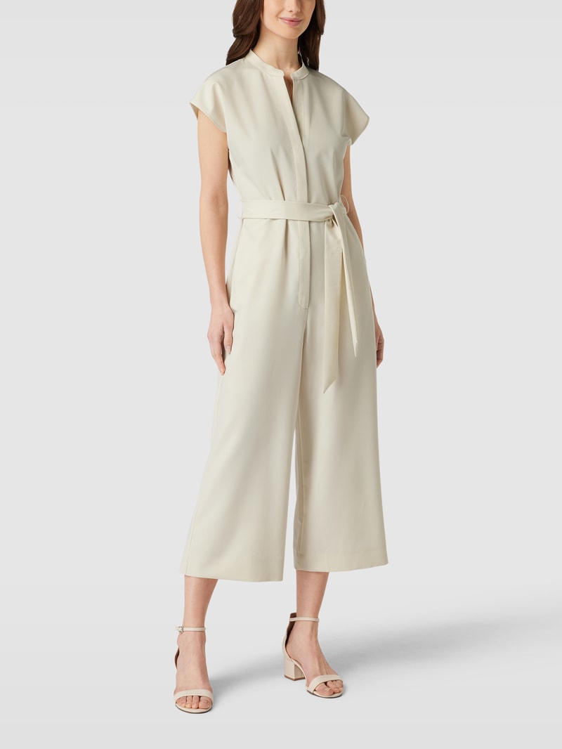 Jumpsuit mit V-Ausschnitt in offwhite
