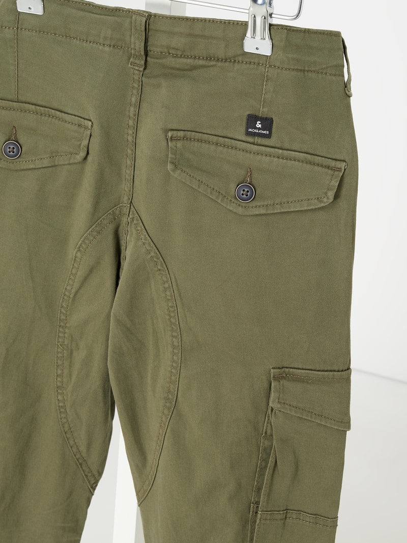 Cargohose mit Stretch-Anteil Modell 'Paul' in olivgrün