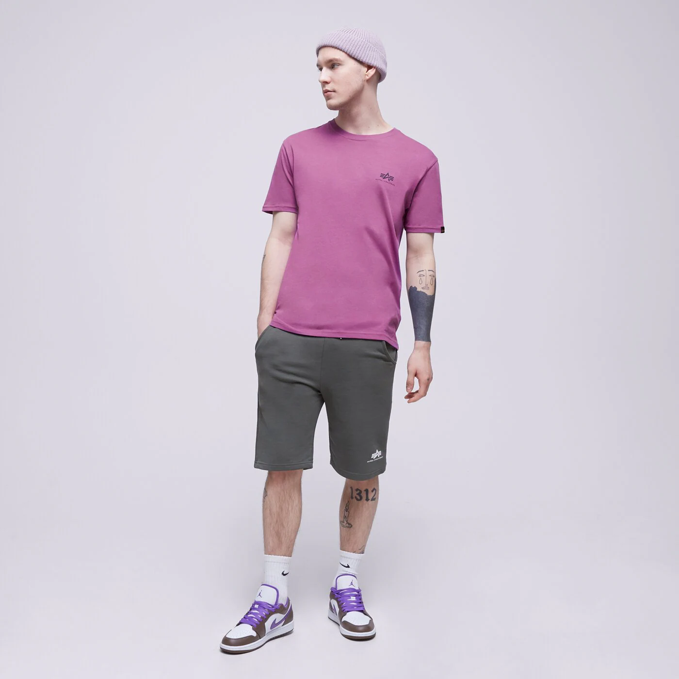 ALPHA INDUSTRIES SHORTS BASIC SL Grau