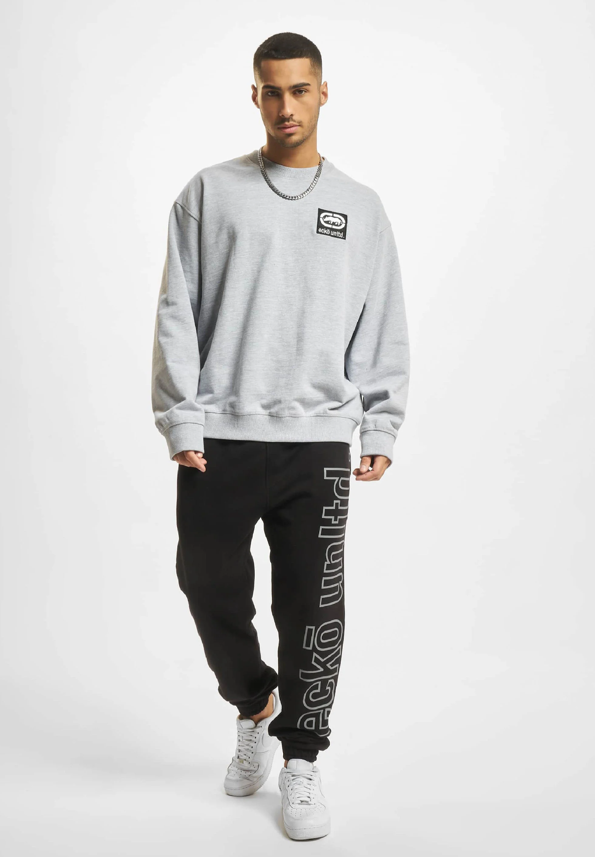 ecko unltd. Sudadera de cuello redondo juvenil